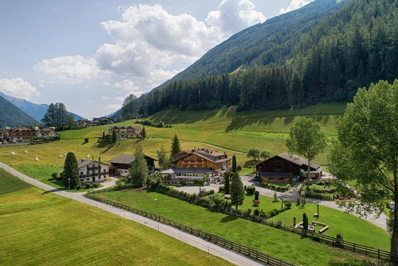 Hotel Oberjahrl Ahrntal Exterior foto